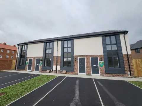 A larger frontage with contrasting panels — CG Cladding Solutions